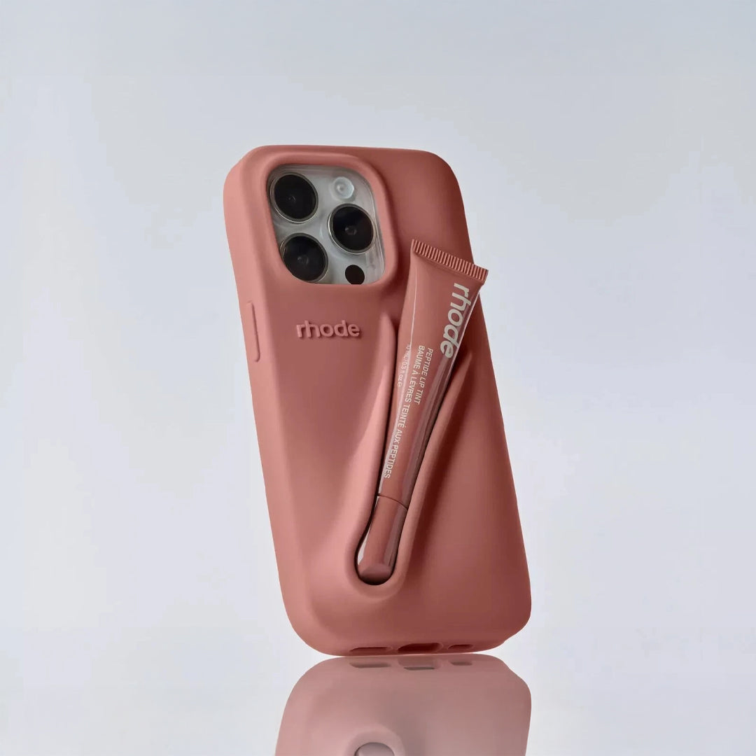 Rhode lip gloss + IPH 14 PRO Case Rose Cosmetics
